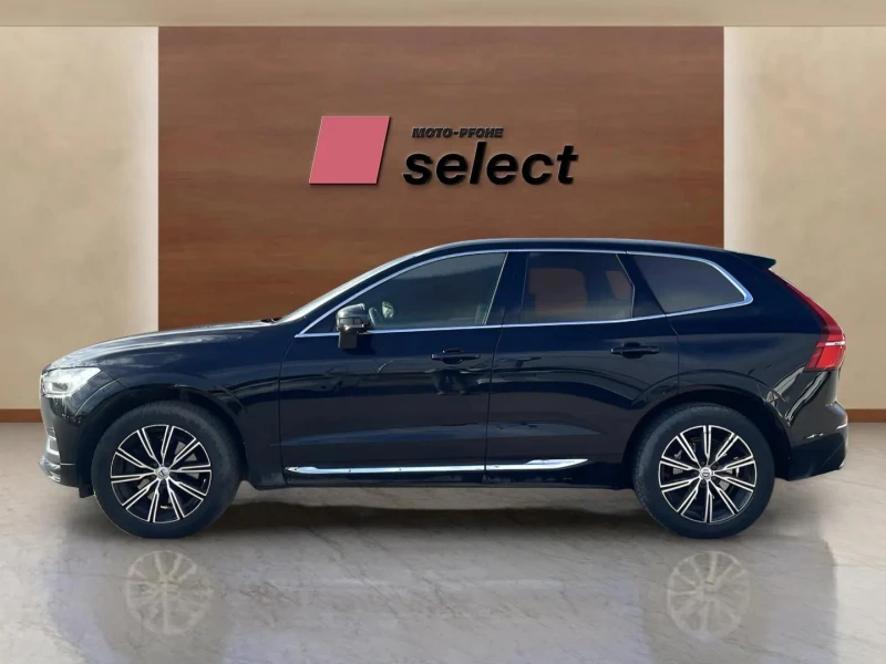 Volvo XC60 2.0 B4, снимка 8 - Автомобили и джипове - 53459970