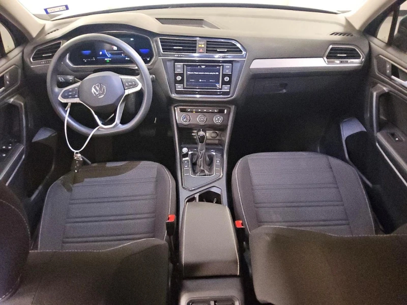 VW Tiguan S* Камера* start/stop* Tiptronic* 7-местен* Без ЩЕ, снимка 8 - Автомобили и джипове - 53523266