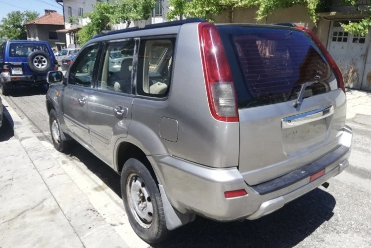 Nissan X-trail 2.2 dci, снимка 5 - Автомобили и джипове - 46219253