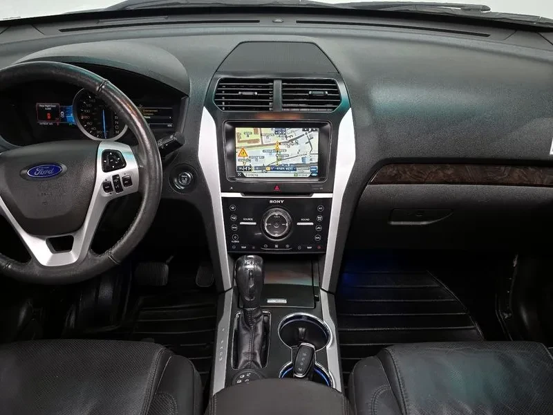 Ford Explorer 3.5 AWD, снимка 7 - Автомобили и джипове - 54350135