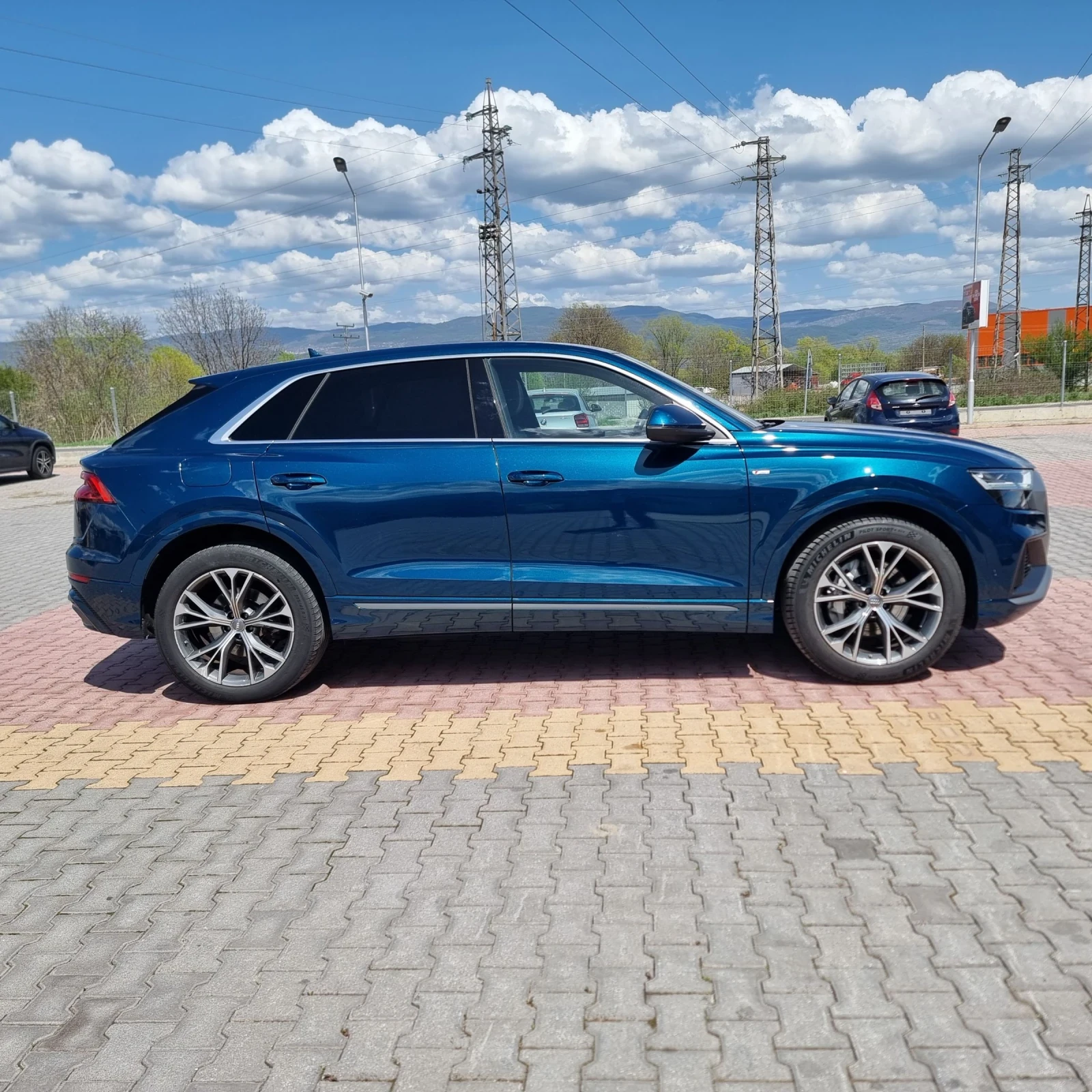 Audi Q8 5.0 TDI S LINE - изображение 6