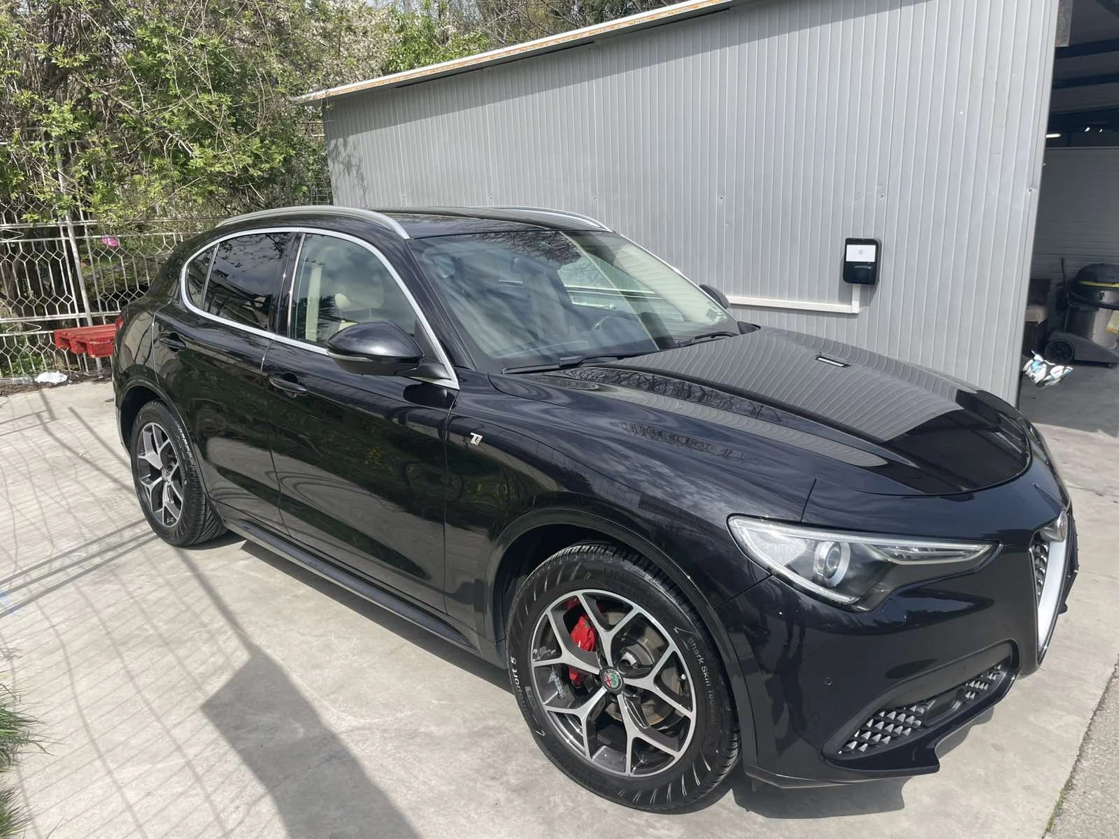 Alfa Romeo Stelvio  - изображение 10
