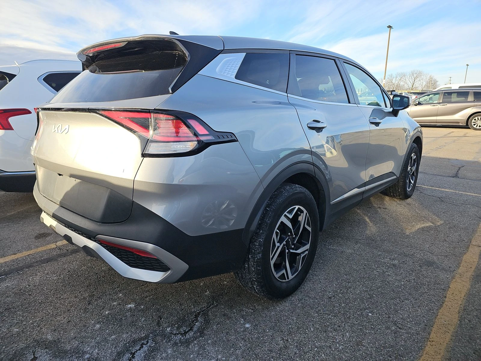 Kia Sportage LX - изображение 4