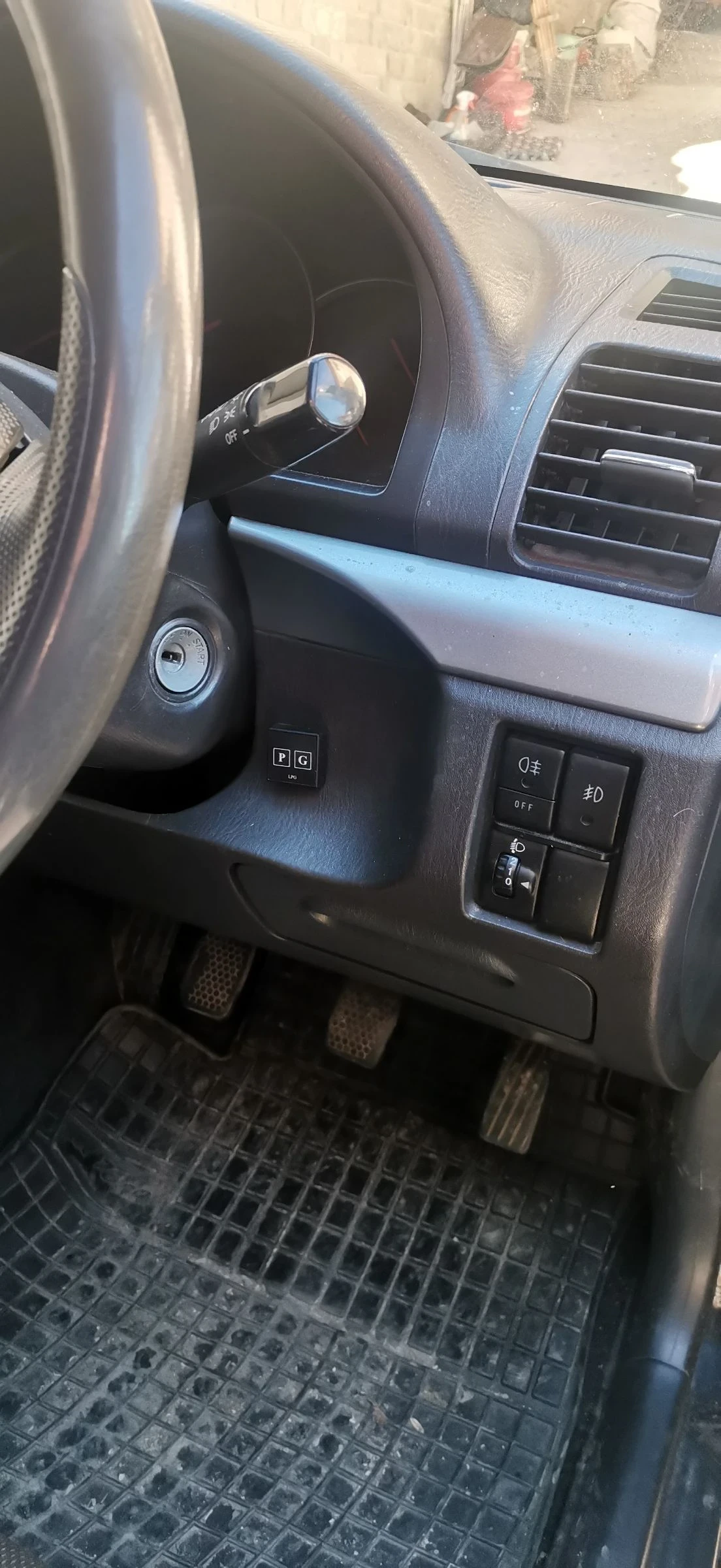 Suzuki Grand vitara 2.0i /газов инжекцион  - изображение 8