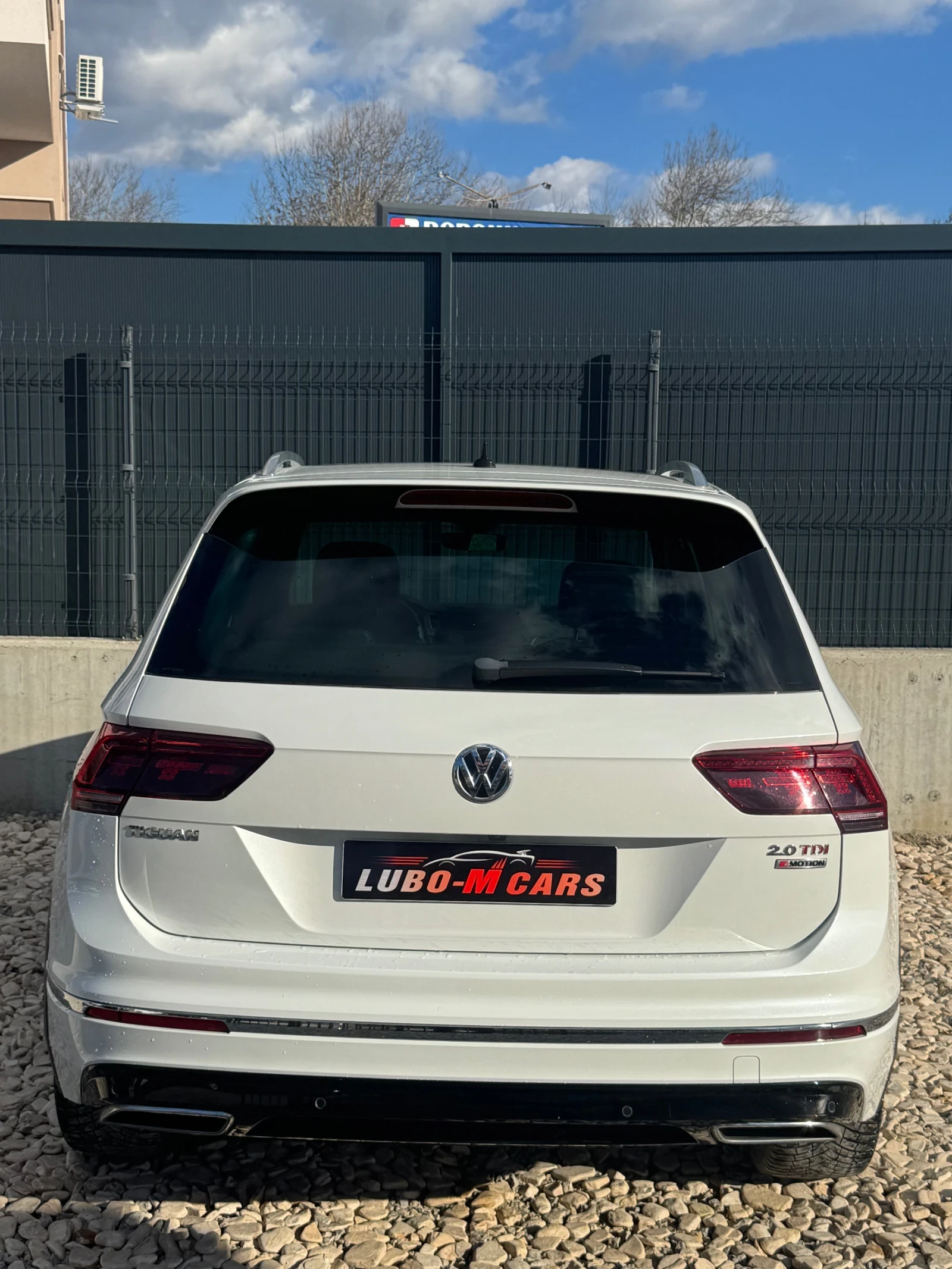 VW Tiguan 2.0TDI* 4MOTION* 240к.с* R-LINE* FULL*  - изображение 7