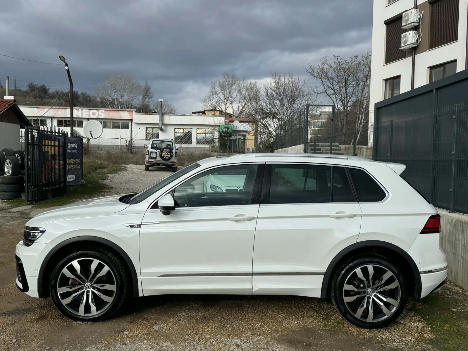 VW Tiguan 2.0TDI* 4MOTION* 240�.�* R-LINE* FULL*  | Mobile.bg � ����������� 5