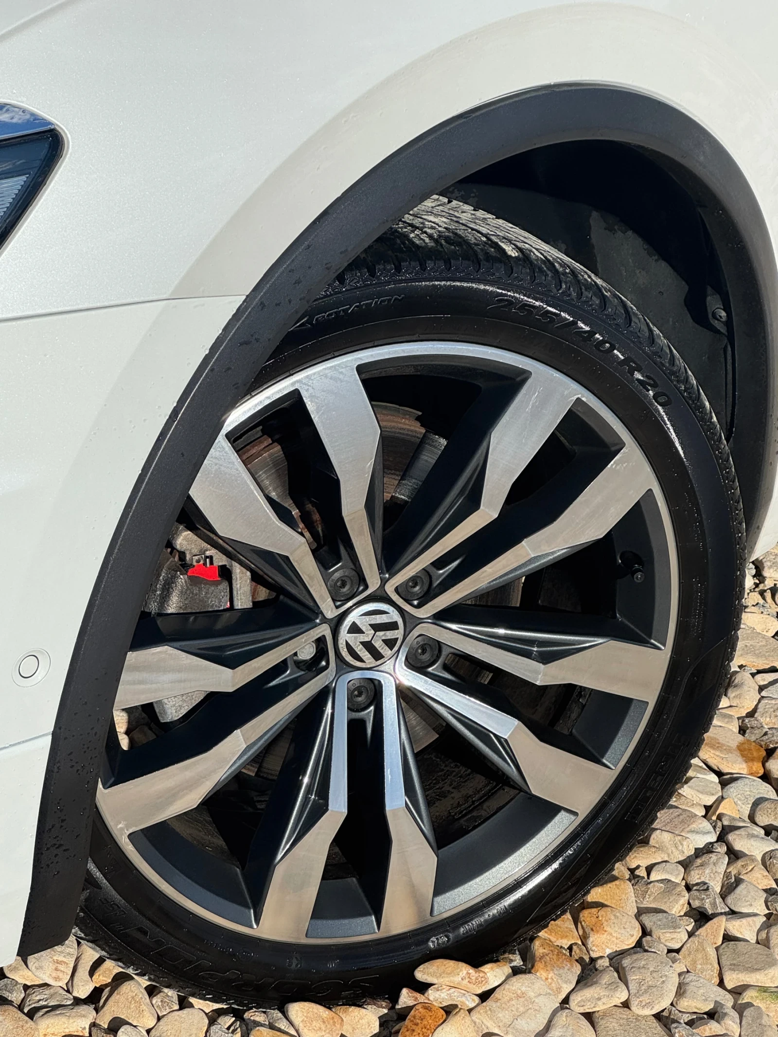 VW Tiguan 2.0TDI* 4MOTION* 240к.с* R-LINE* FULL*  - изображение 9