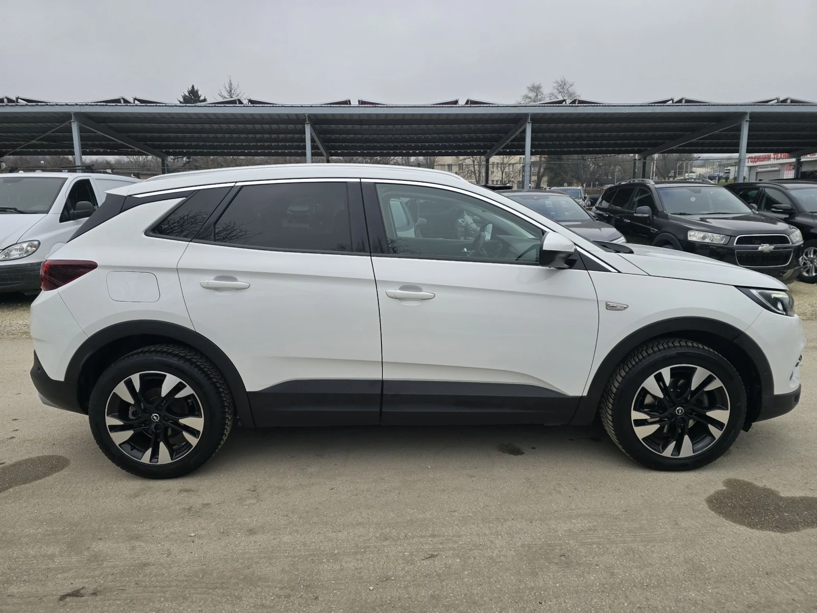 Opel Grandland X 1.5D 131к.с Топ състояние  - изображение 8