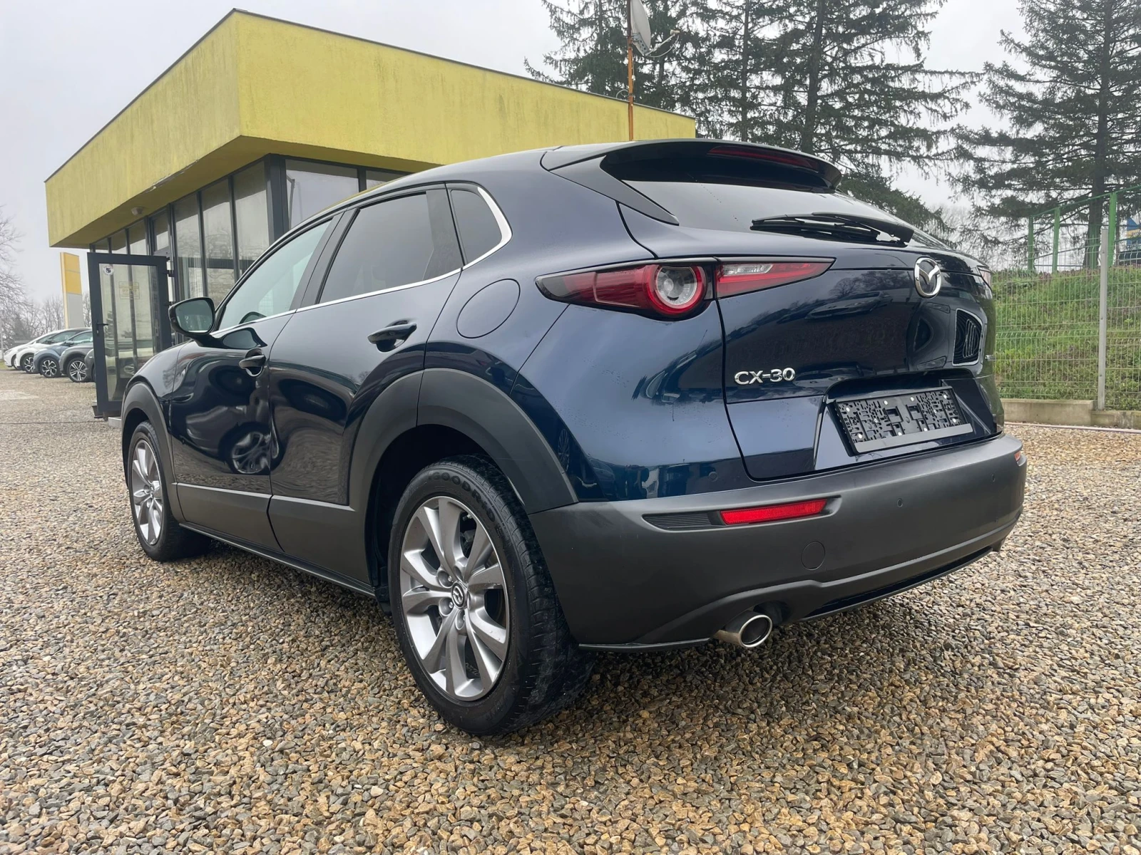 Mazda CX-30 /M HYBRID SKYACTIV-G, снимка 4 - Автомобили и джипове - 54056372