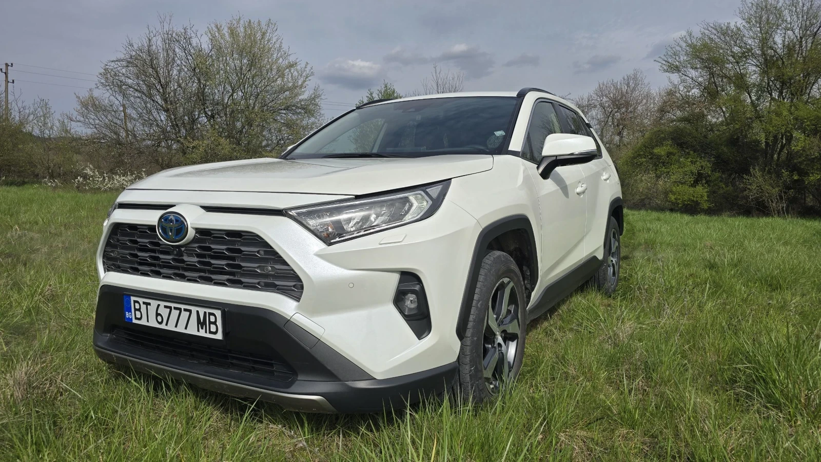 Toyota Rav4 2.5 Hybrid 4x4, снимка 2 - Автомобили и джипове - 54182647