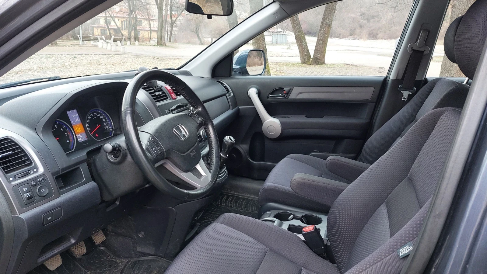 Honda Cr-v 2.0 i-VTEC 4x4, снимка 9 - Автомобили и джипове - 54229686