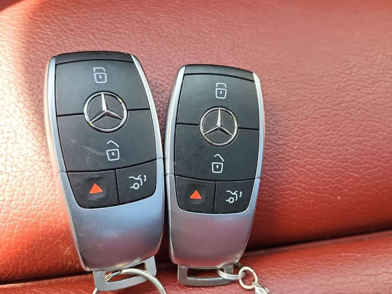 Mercedes-Benz GLC AMG 43  CARFAX, снимка 8 - Автомобили и джипове - 54799655