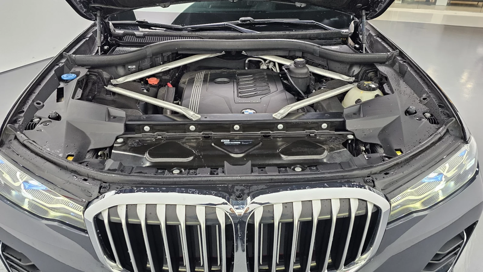 BMW X7 7 SEATS| LASER LED| HUD| 360| PANO| HARMAN KARDON|, снимка 5 - Автомобили и джипове - 55064104