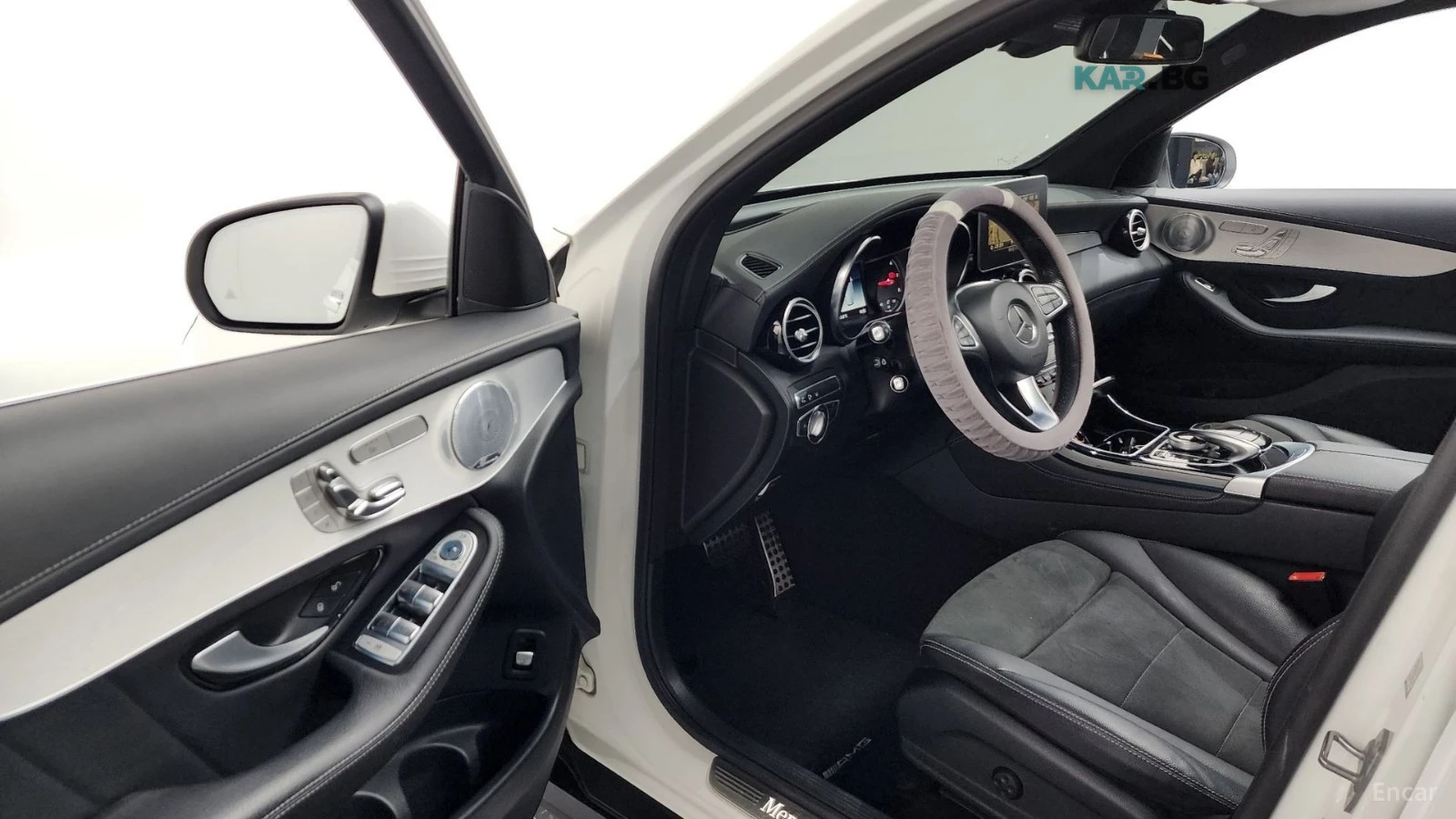 Mercedes-Benz GLC 250 D ЦЕНА ДО БЪЛГАРИЯ РЕГИСТРАЦИЯ & АВТОКРЕДИТ, снимка 14 - Автомобили и джипове - 55187336