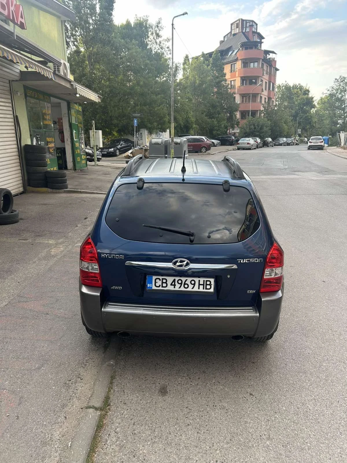 Hyundai Tucson 2.0D 4x4 Avtomat, снимка 12 - Автомобили и джипове - 55191230