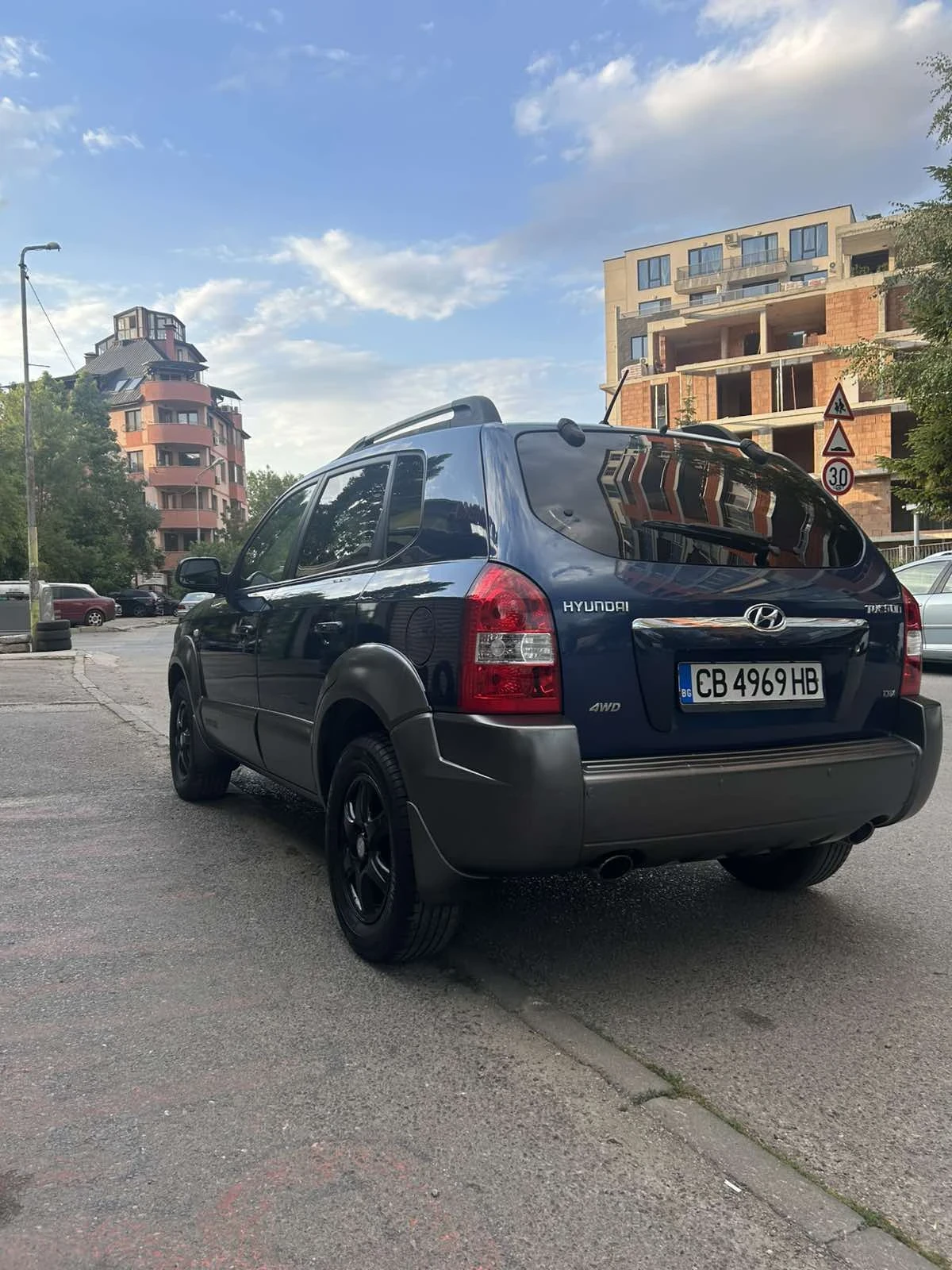 Hyundai Tucson 2.0D 4x4 Avtomat, снимка 6 - Автомобили и джипове - 55191230