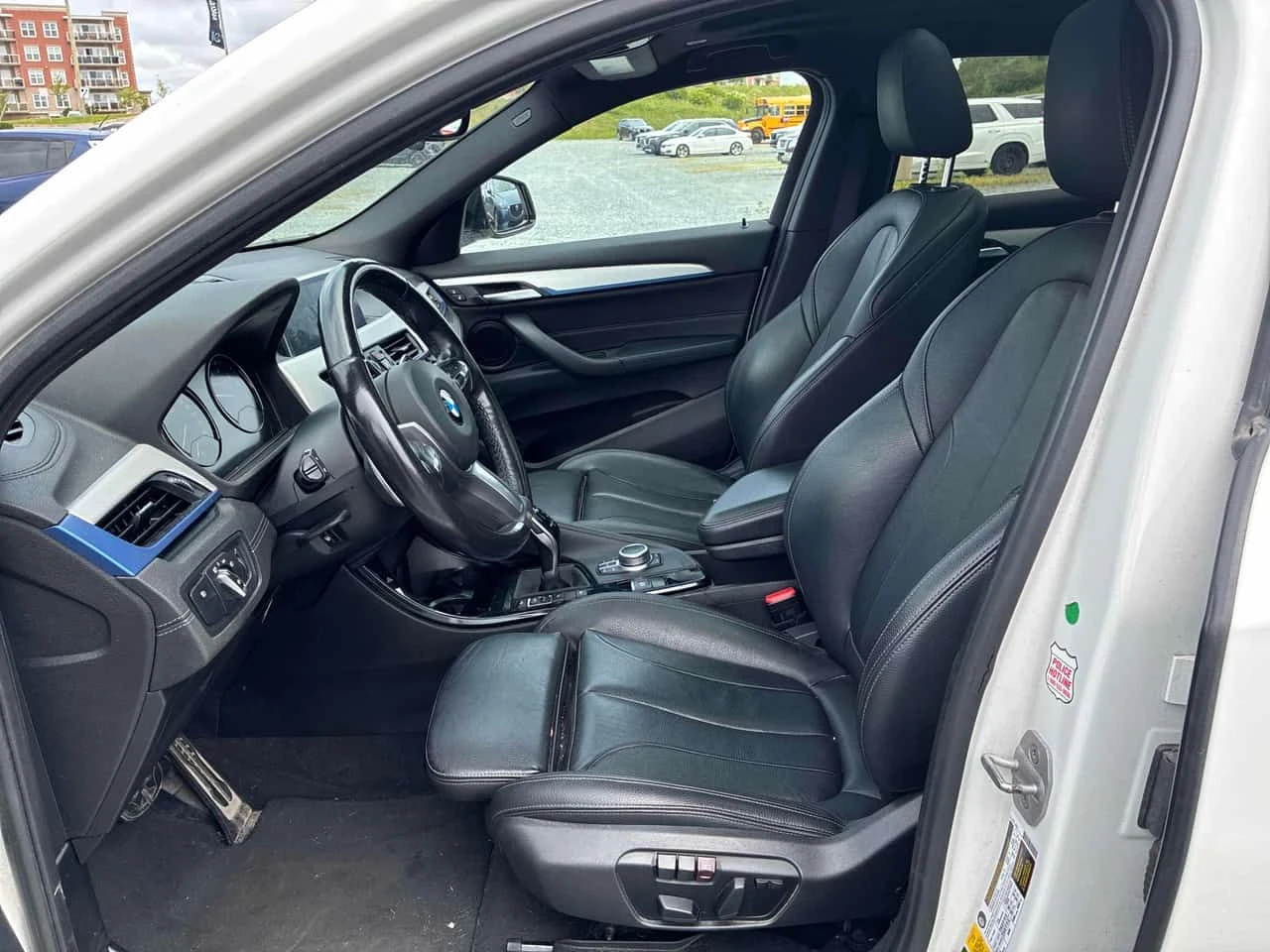 BMW X2 * xDrive28i * CARFAX * БЕЗ ПЪРВОНАЧАЛНА ВНОСКА, снимка 5 - Автомобили и джипове - 55226039