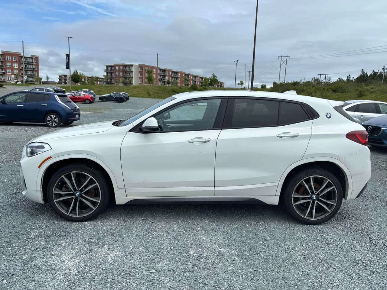 BMW X2 * xDrive28i * CARFAX * БЕЗ ПЪРВОНАЧАЛНА ВНОСКА, снимка 2 - Автомобили и джипове - 55226039