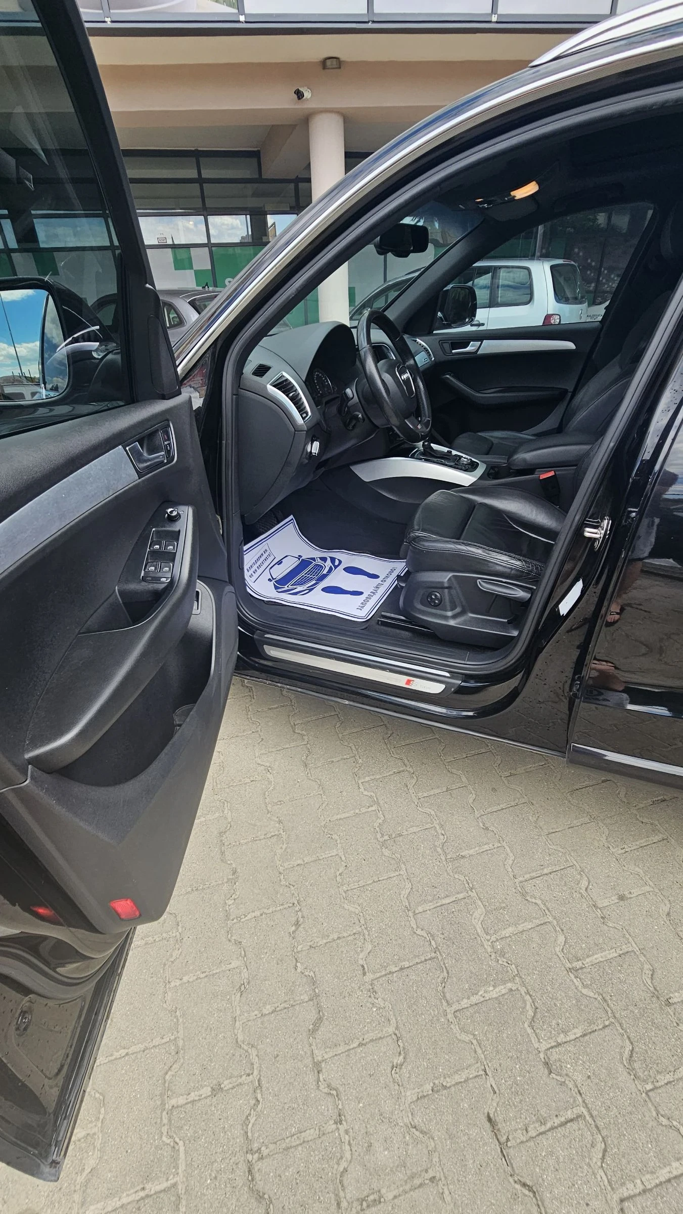 Audi Q5 3.0TDI S-LINE 2010, снимка 9 - Автомобили и джипове - 55331812