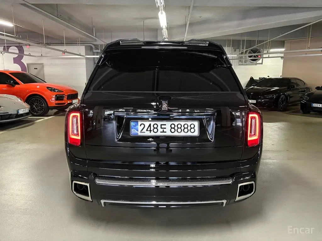 Rolls-Royce Cullinan, снимка 6 - Автомобили и джипове - 56166590