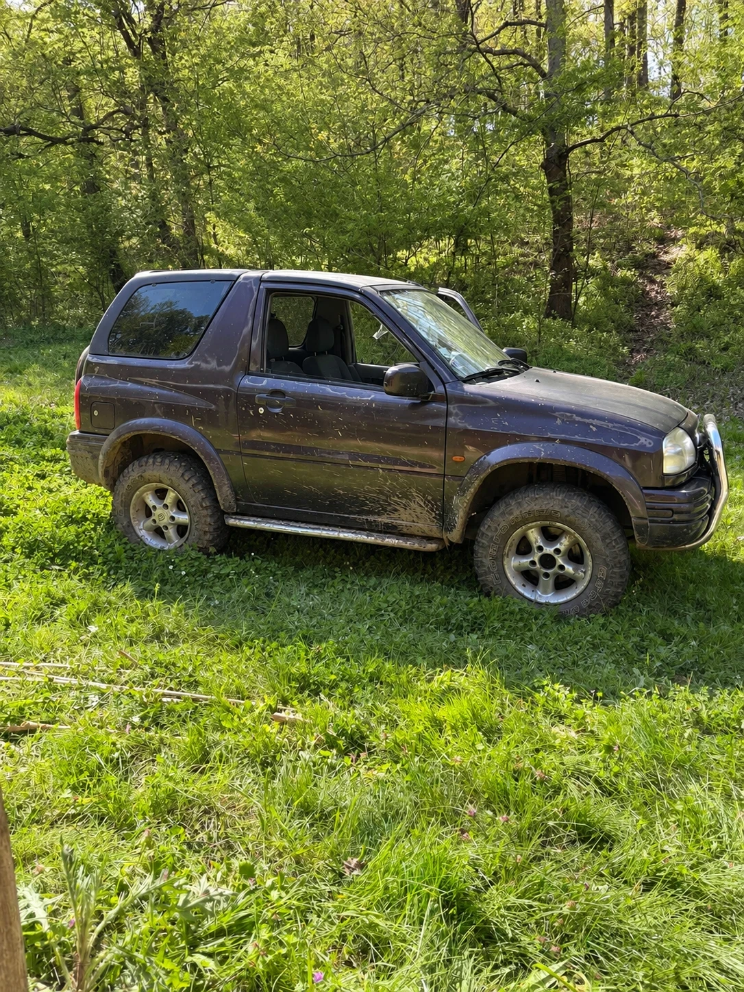 Suzuki Grand vitara, снимка 4 - Автомобили и джипове - 56346643