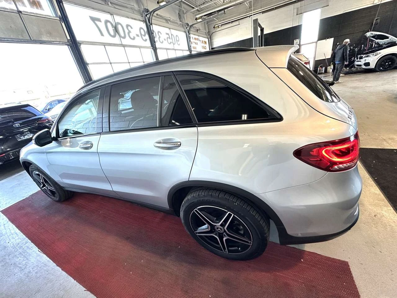 Mercedes-Benz GLC 300 4MATIC, снимка 4 - Автомобили и джипове - 56680459