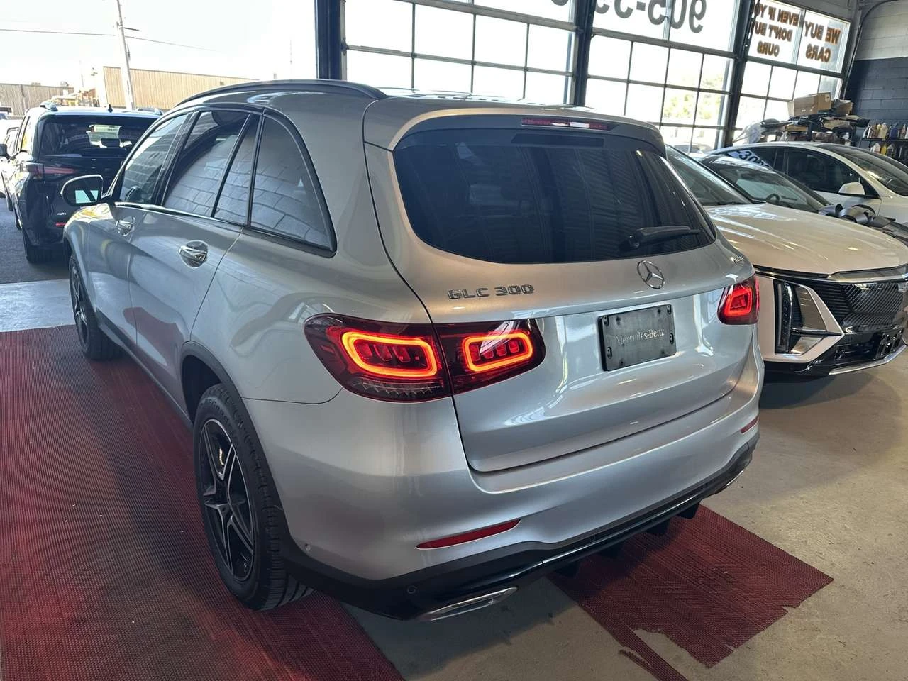 Mercedes-Benz GLC 300 4MATIC, снимка 5 - Автомобили и джипове - 56680459