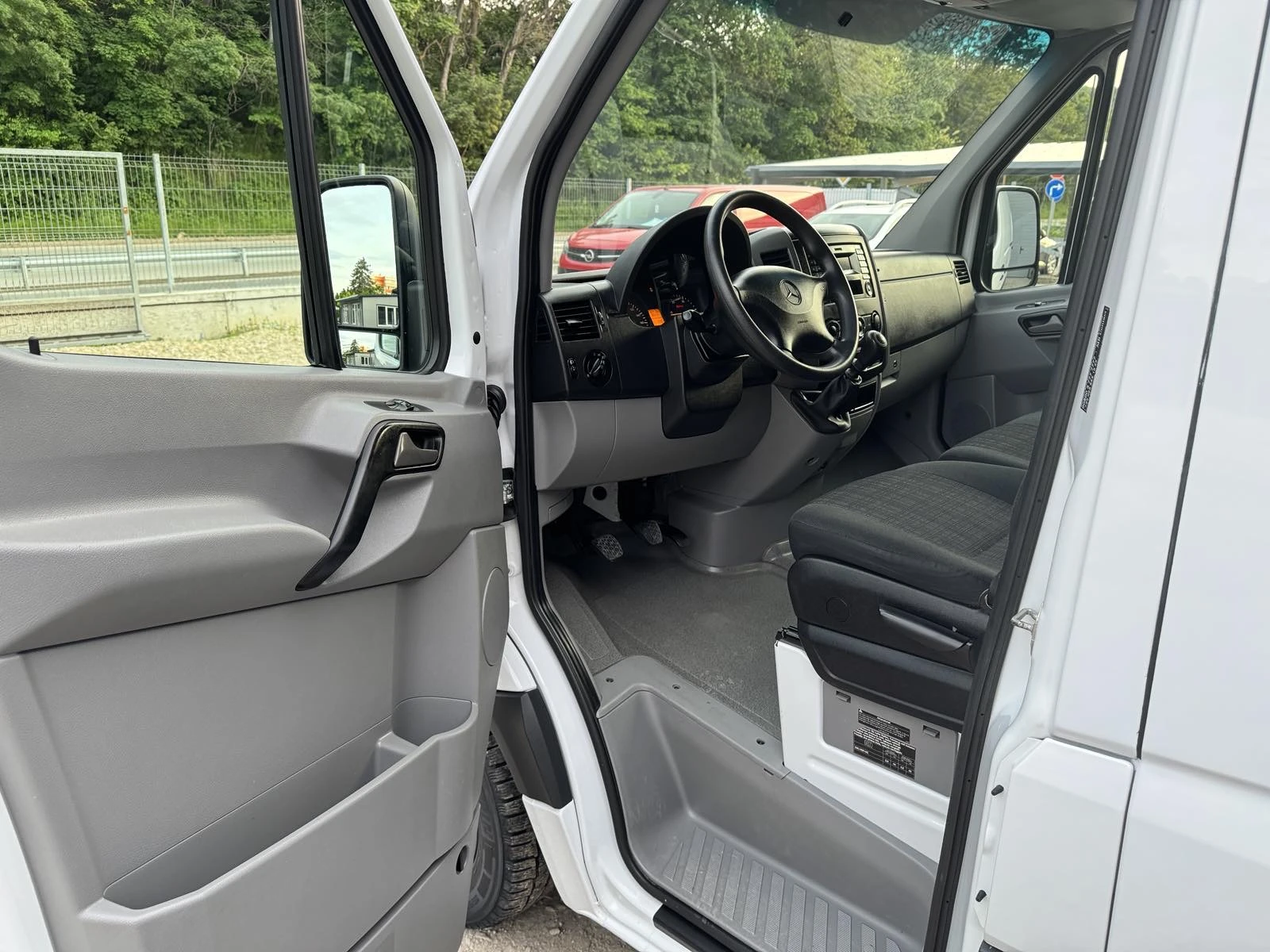 Mercedes-Benz Sprinter 314 2.2CDI* UNIKAT* 31.10.2017* EVRO6* KLIMATIK, снимка 14 - Бусове и автобуси - 54610650