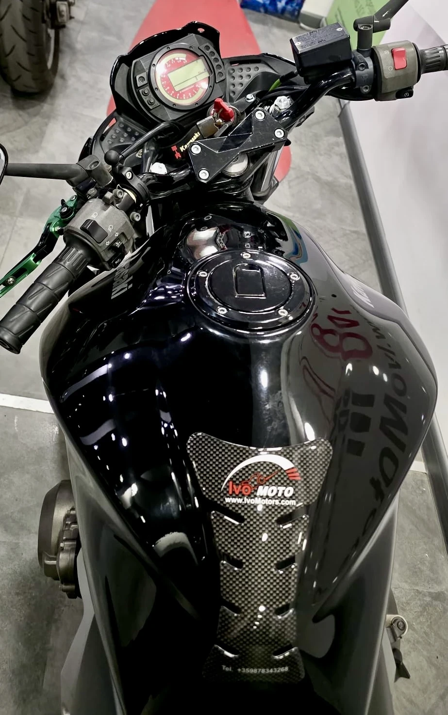 Kawasaki Z 750, снимка 3 - Мотоциклети и мототехника - 54751114