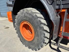 Челен товарач Hitachi ZW 250-6, снимка 11