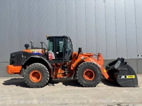 Челен товарач Hitachi ZW 250-6, снимка 2