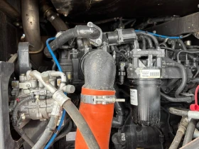 Челен товарач Hitachi ZW 250-6, снимка 9