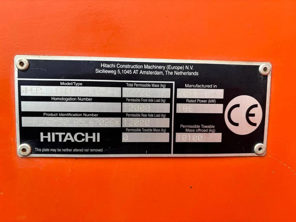 Челен товарач Hitachi ZW 250-6, снимка 17 - Индустриална техника - 54583856