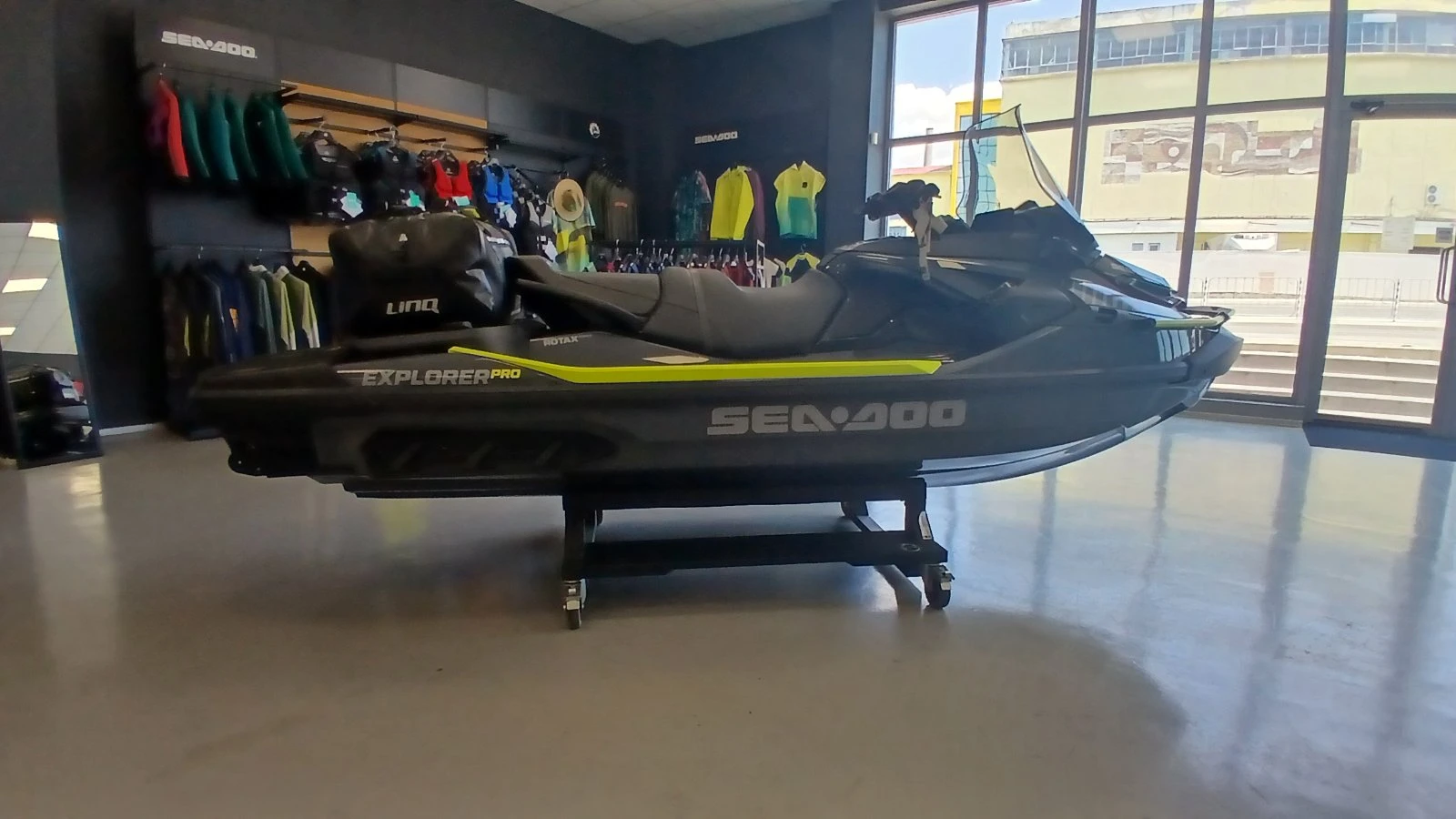 Джет Bombardier Sea Doo Explorer Pro 230 , снимка 4 - Воден транспорт - 55172626