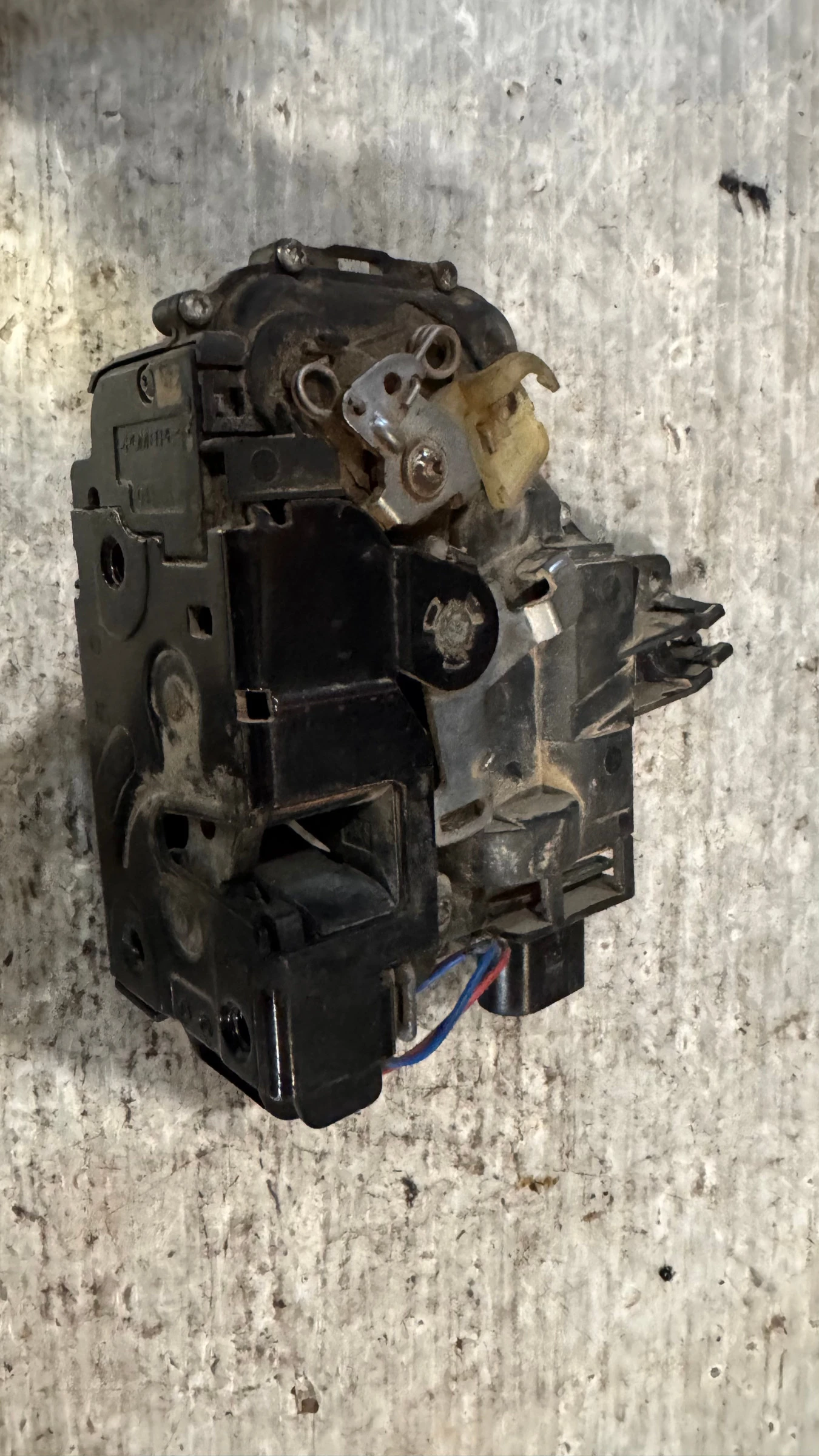 ����� �� ����� �� VW Golf 3 - C6X1837013H | Mobile.bg � ����������� 2