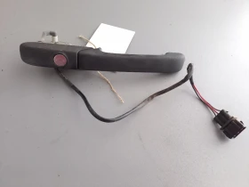 Дръжка врата предна дясна външна Фолксваген Пасат 1.8Б 