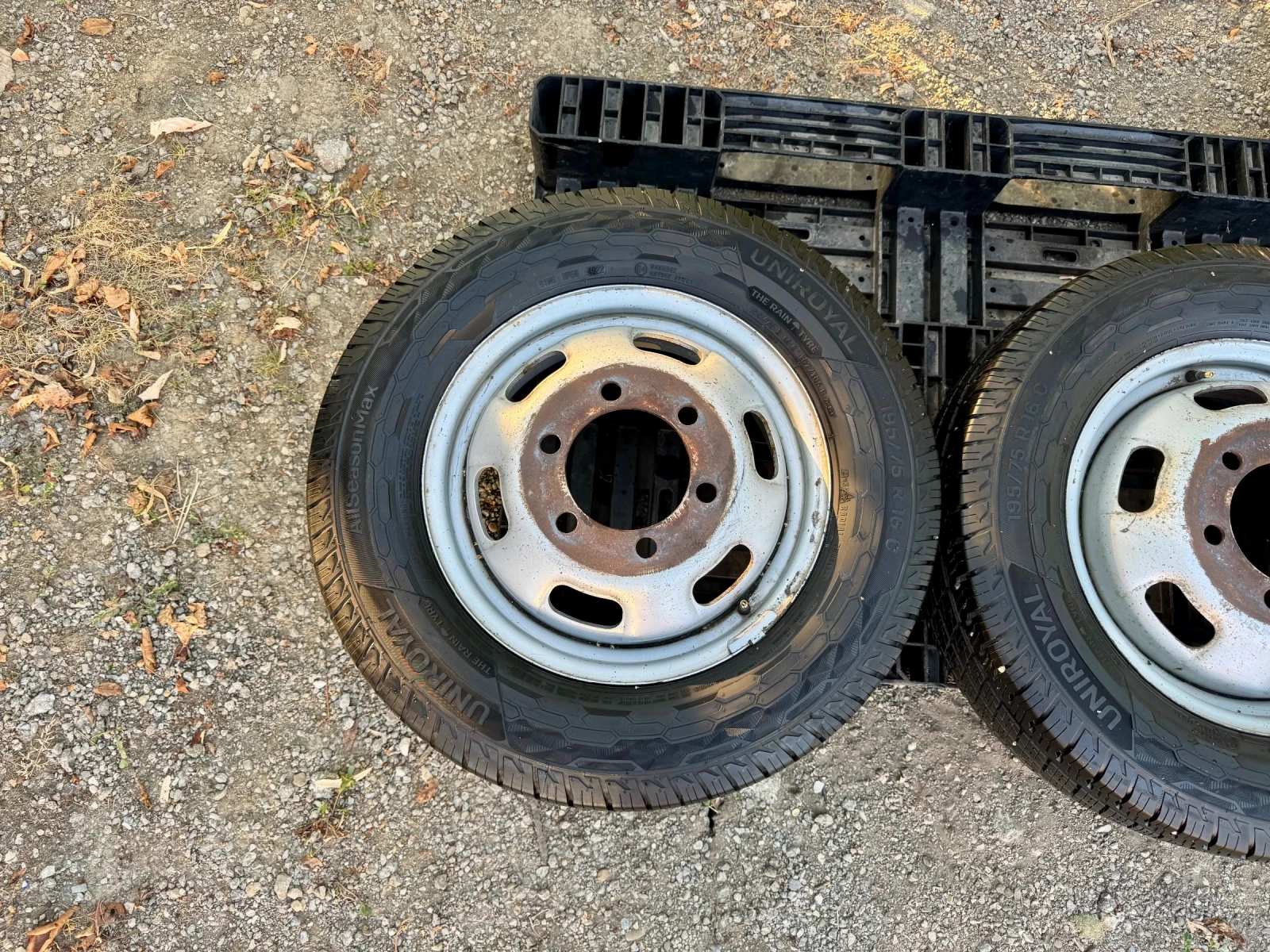 Гуми с джанти Uniroyal 195/65R16, снимка 8 - Гуми и джанти - 54292577