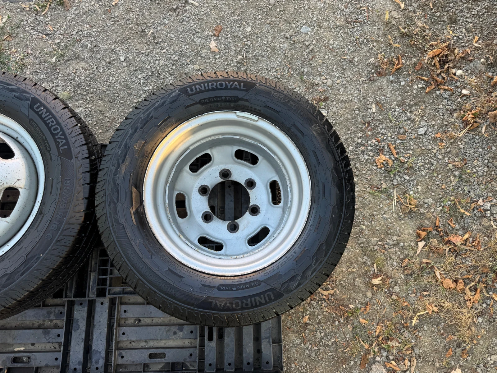 Гуми с джанти Uniroyal 195/65R16, снимка 11 - Гуми и джанти - 54292577