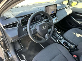 Toyota Corolla 1.8 HEV Executive, снимка 9