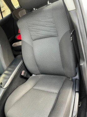 Обява за продажба на Toyota Avensis 2.0i AUTOMATIC-KEYLESS ~15 999 лв. - изображение 8