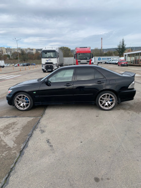 Lexus IS 200 2.0 155 hp, снимка 2