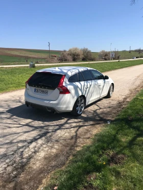 Volvo V60, снимка 12