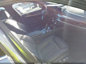 BMW 330 xDrive* Head UP* Памет* Ambient* м.Точки* Камера - 15500 € / 30315.36 лв. - 85572836 10