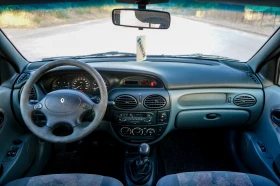 Renault Megane - 890 € - 11337350 7