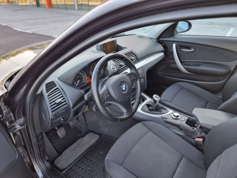 BMW 118 118D Navi, снимка 8 - Автомобили и джипове - 47172817