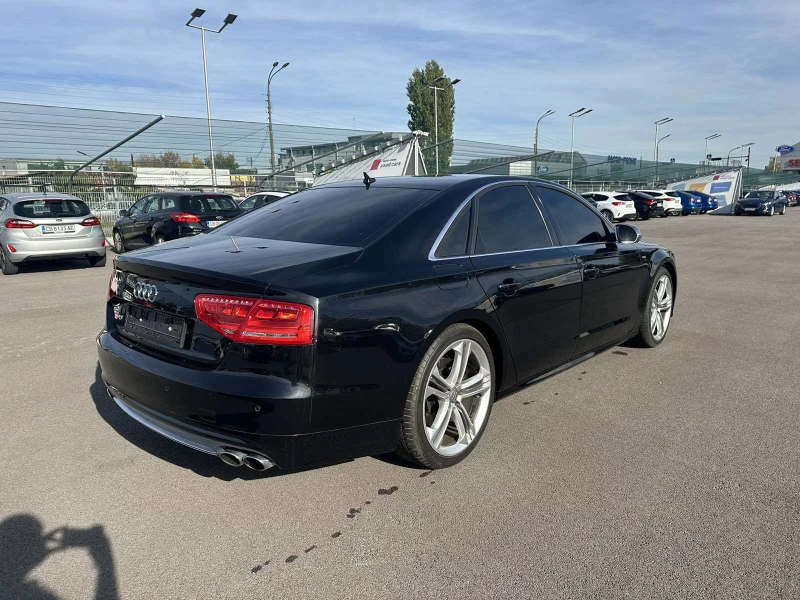 Audi S8 4.0TFSI, снимка 7 - Автомобили и джипове - 47533545