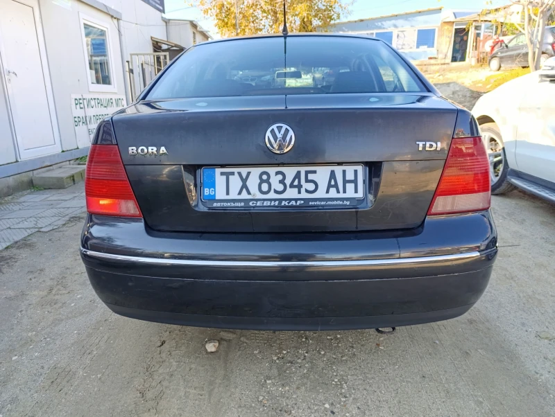 VW Bora 1.9TDI 101к.с., снимка 6 - Автомобили и джипове - 48012249