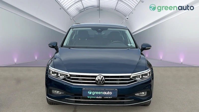 VW Passat 2. 0 TDi DSG SCR , снимка 4 - Автомобили и джипове - 48329018