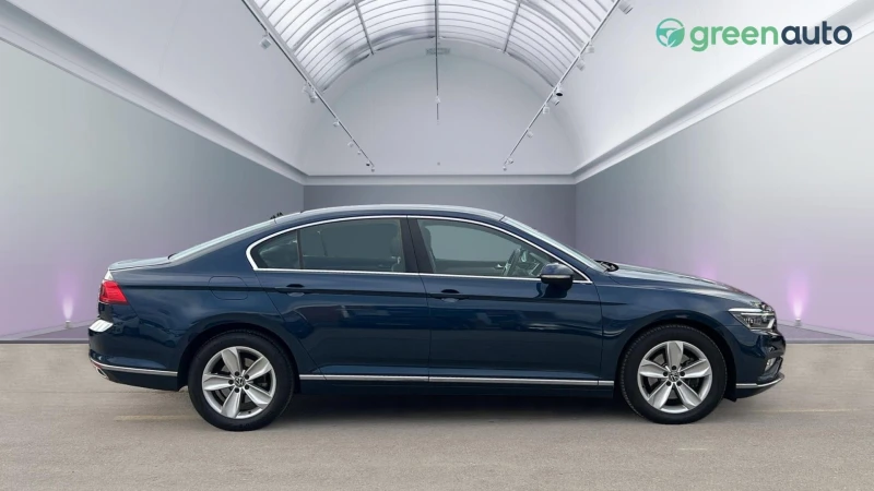 VW Passat 2. 0 TDi DSG SCR , снимка 3 - Автомобили и джипове - 48329018