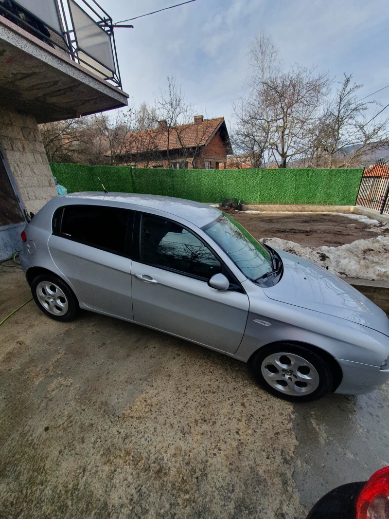 Alfa Romeo 147, снимка 4 - Автомобили и джипове - 49112096